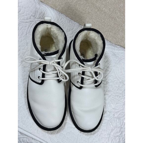 UGG Men 11 White Neumel Leather Wool Blend Lined Lace Up Chukka Boot Casual Wear main image 7
